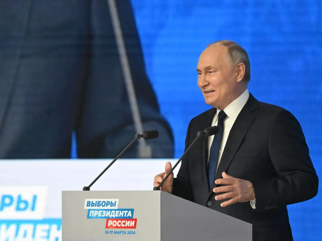 Путин лидирует после подсчета 99% голосов