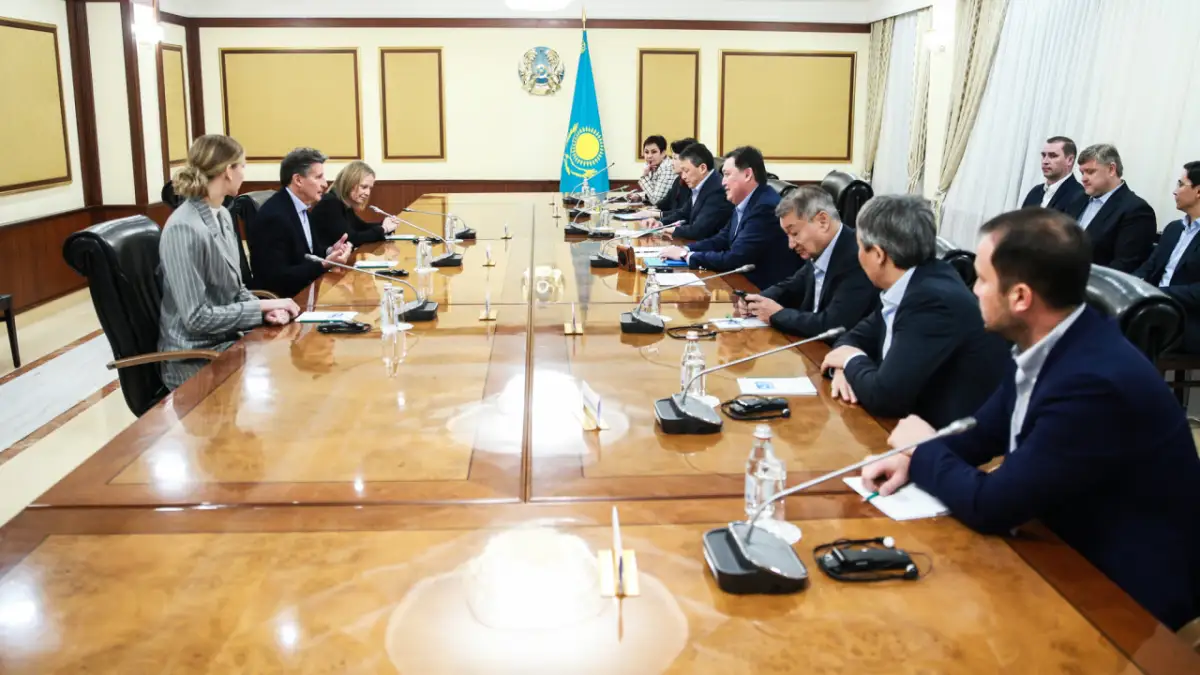 Мамин встретился с президентом IAAF Коэ