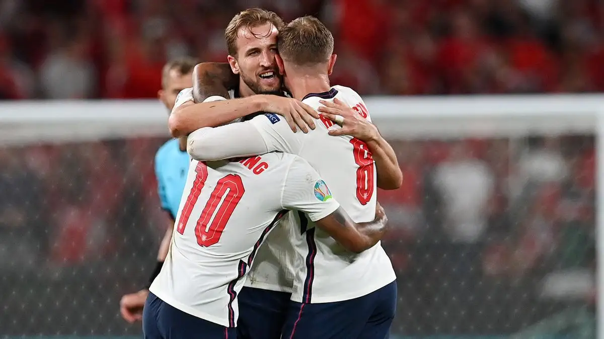 Англия после спорного пенальти побеждает Данию и выходит в финал Евро