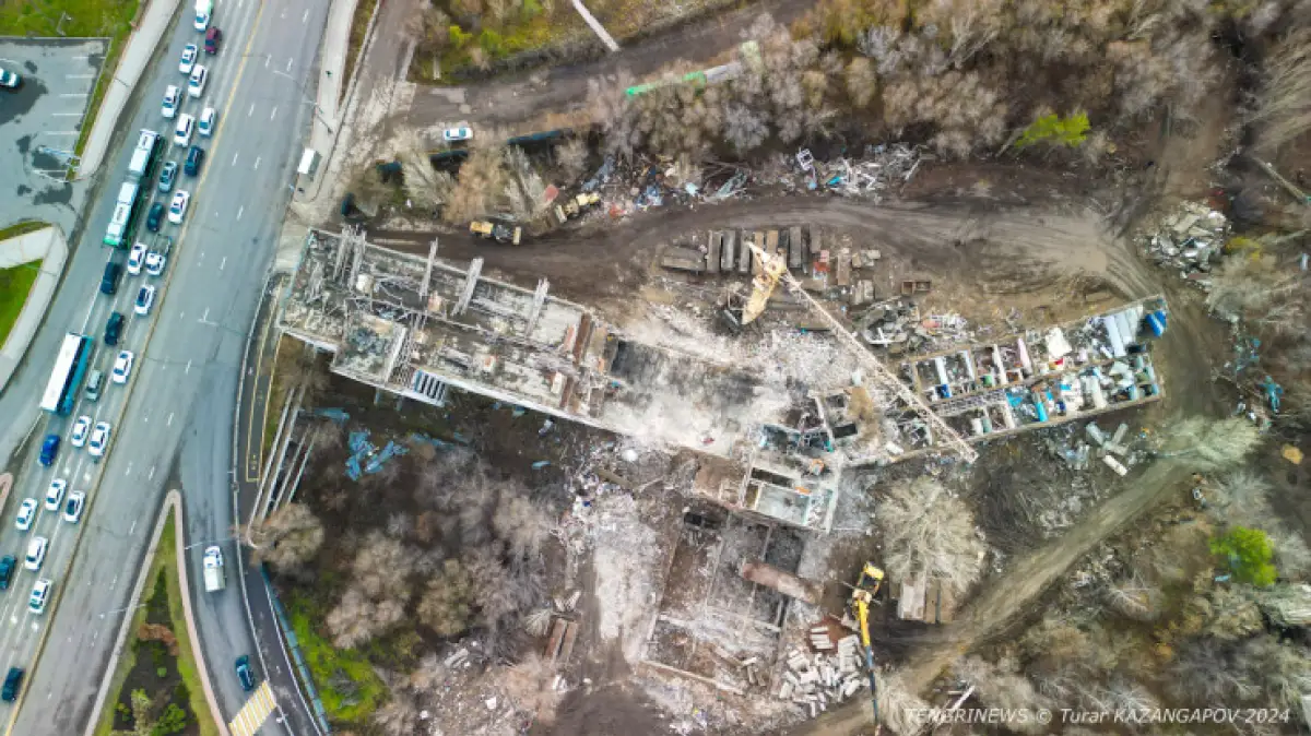 «Нет там 60 этажей»: аким Астаны о бизнес-центре в зоне бывшего дома престарелых