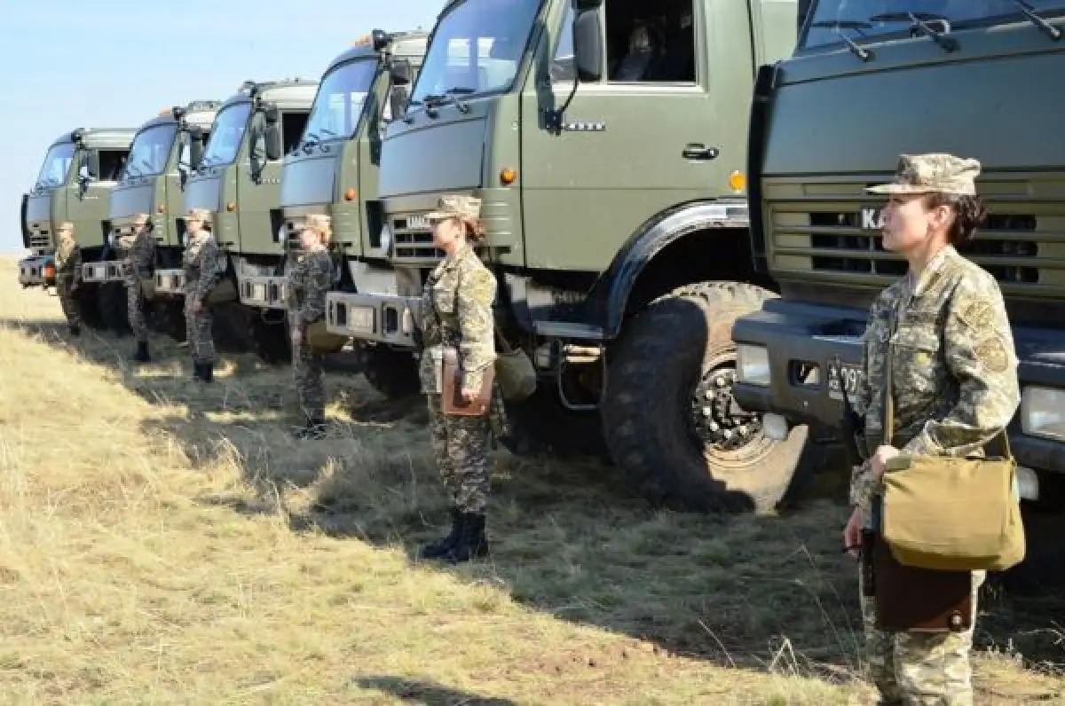 Цифра дня: в армии Казахстана  20 женщин дослужились до звания «полковник»