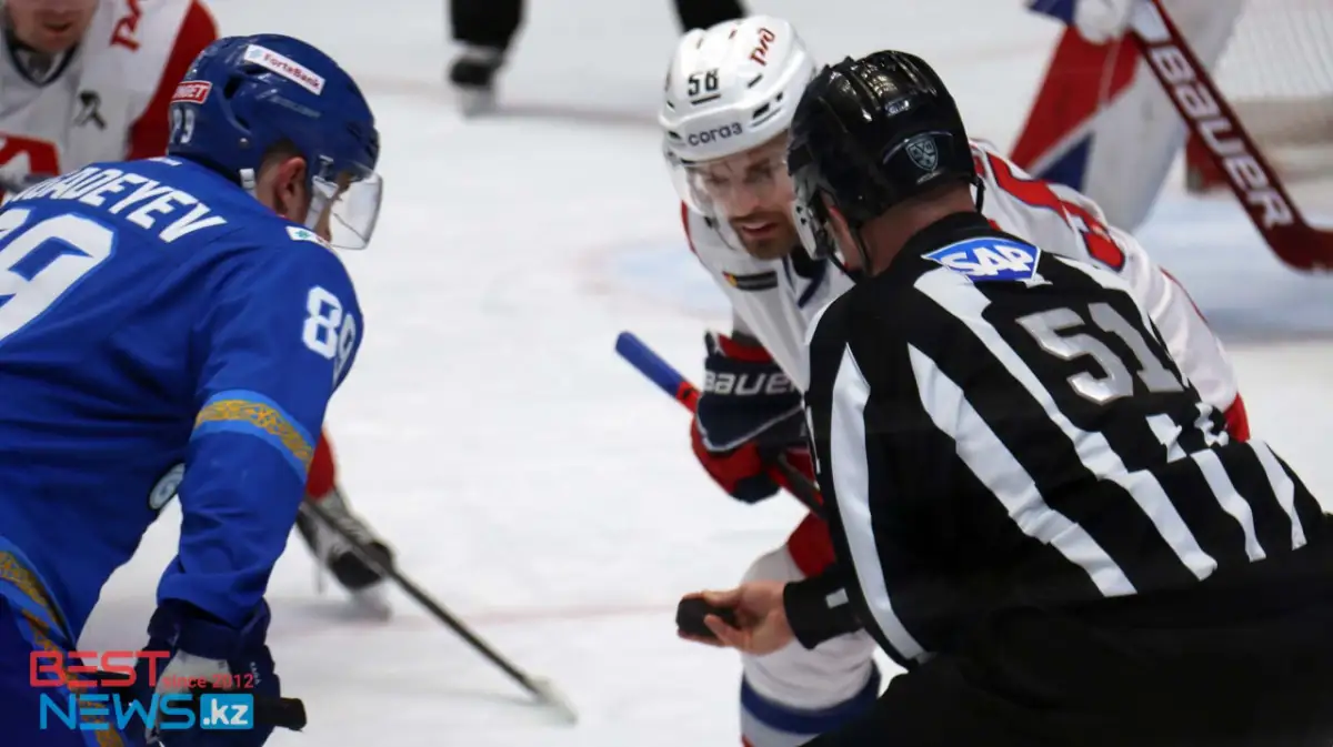 Фото с матча Барыс-Локомотив