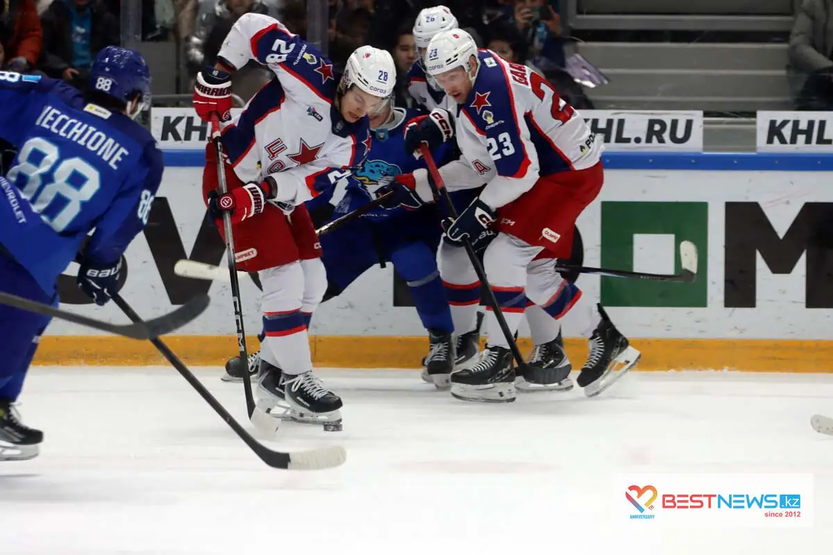 "Барыс" сдерживает атаки "ЦСКА"