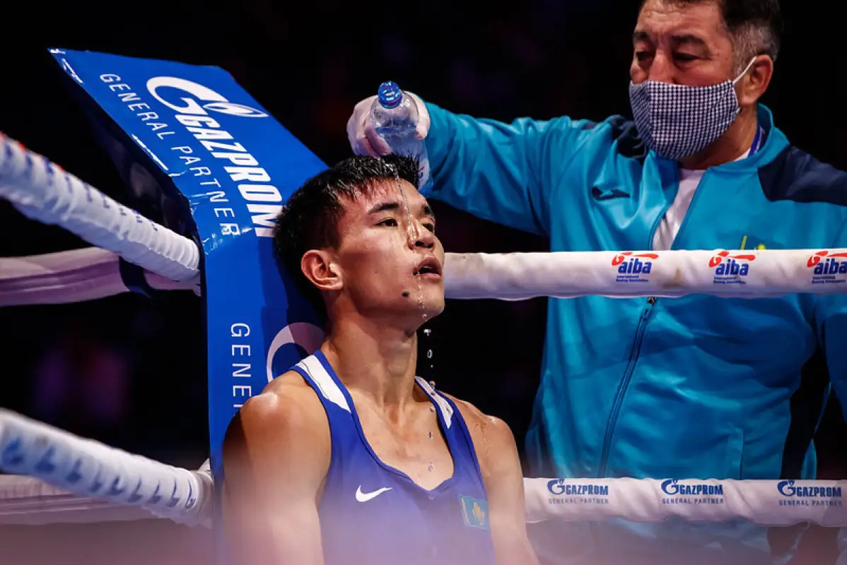 Жусупов не прошел в финал ЧМ по боксу