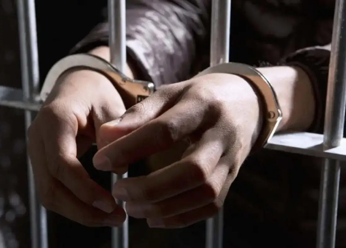 Депутата в Карагандинской области отправили под арест за угрозы