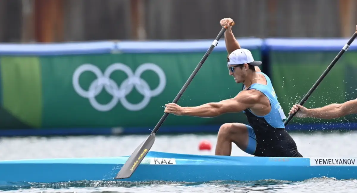 Казахстанец Емельянов вышел в 1/4 в заездах на каноэ на Олимпиаде-2020