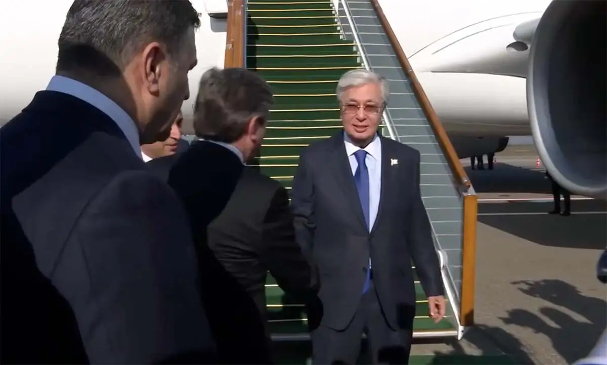 Президент Казахстана прибыл в Азербайджан