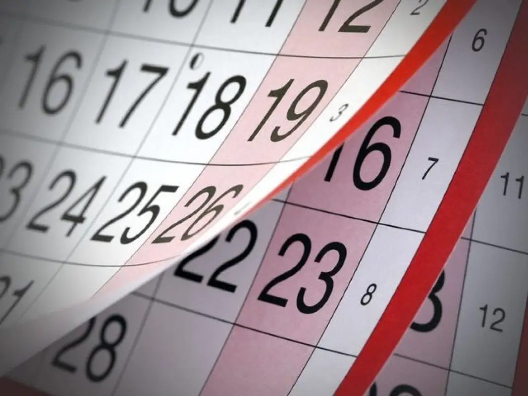 «Отмены выходных для госслужащих не будет»: Берик Уали о поручении Токаева