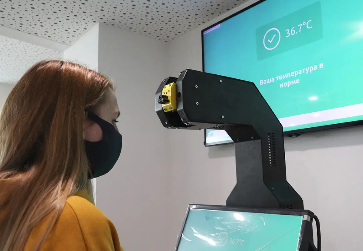 Российский стартап поставит в столицу Казахстана сотни пропускных терминалов, измеряющих температуру
