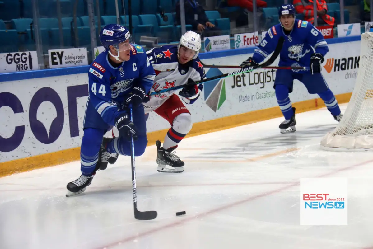 Барыс и ЦСКА закрутили интригу перед третьим периодом