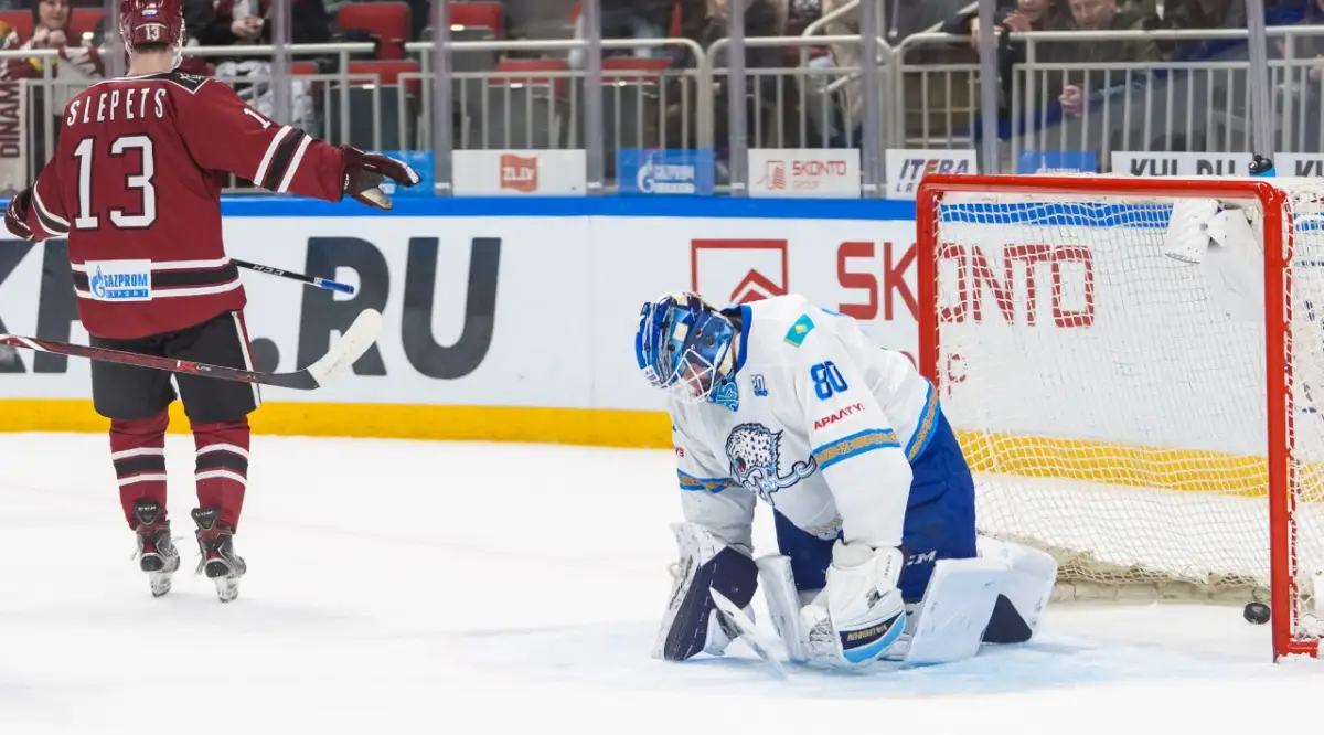 Барыс проиграл аутсайдеру конференции Запад в чемпионате КХЛ