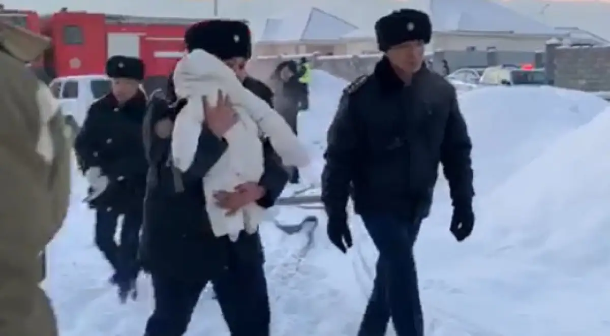 Крушение самолета в Алматы: угрозы для жизни пострадавших детей нет