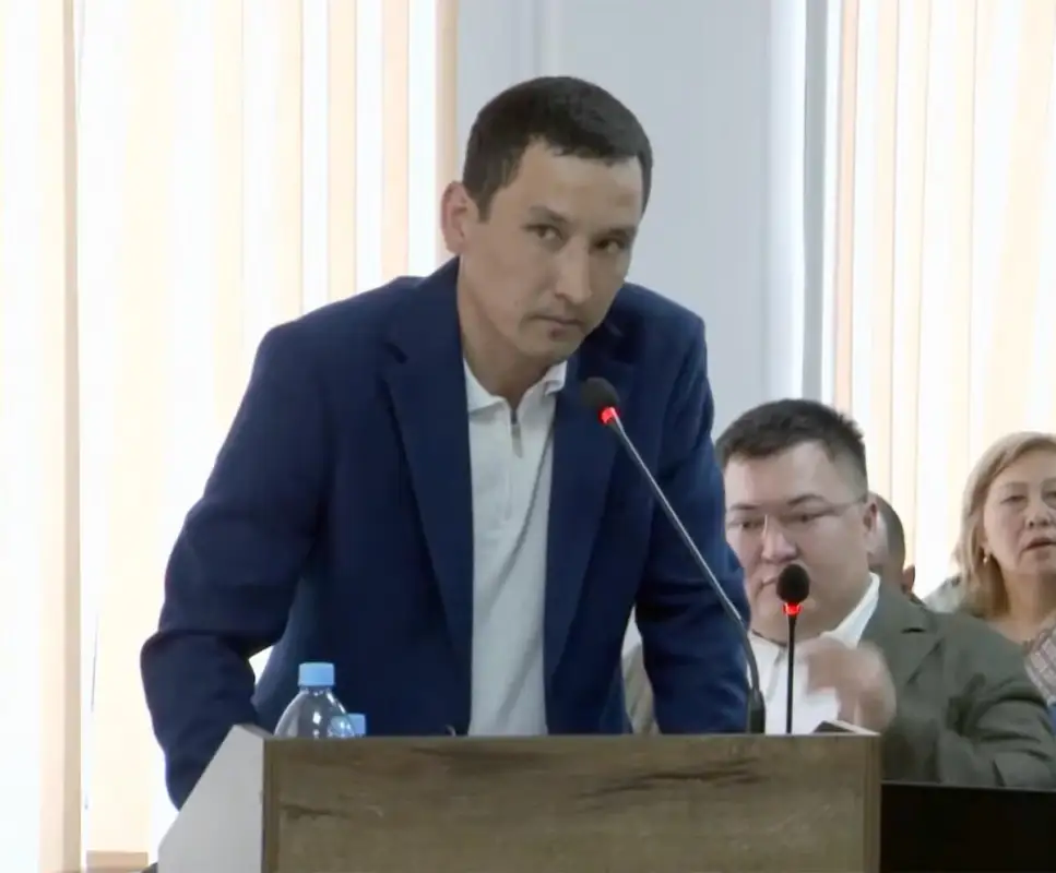 Отец Шерзата рассказал, почему не пришел в морг и не участвовал в омовении