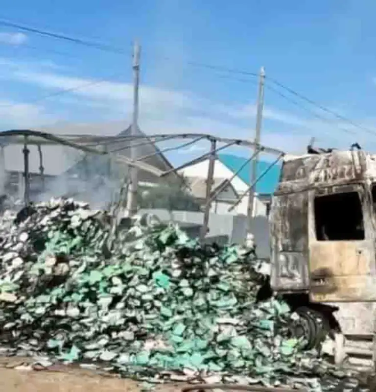 В Актюбинской области мужчина совершил поджог 20 тонн тетрадей