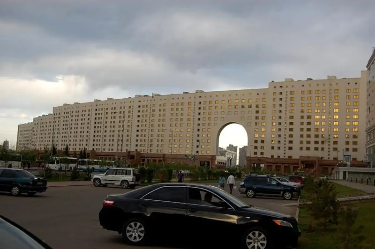 В правительстве РК обсудили сокращение госслужащих и сотрудников нацкомпаний 