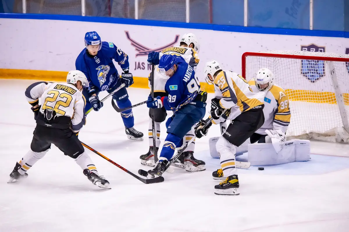 «Номад» разнес «Алматы», сегодня команды снова сыграют