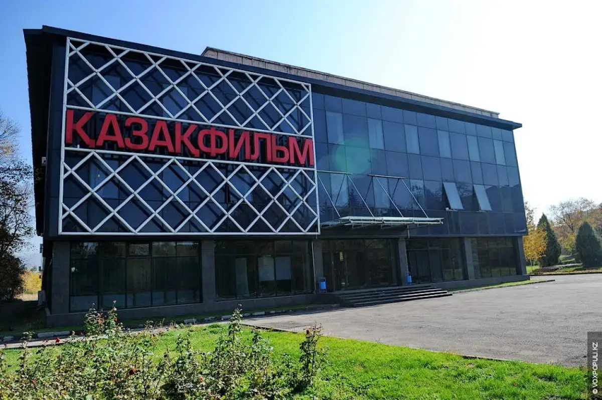 Токаев ждет от Казахфильма новых фильмов и прорыва