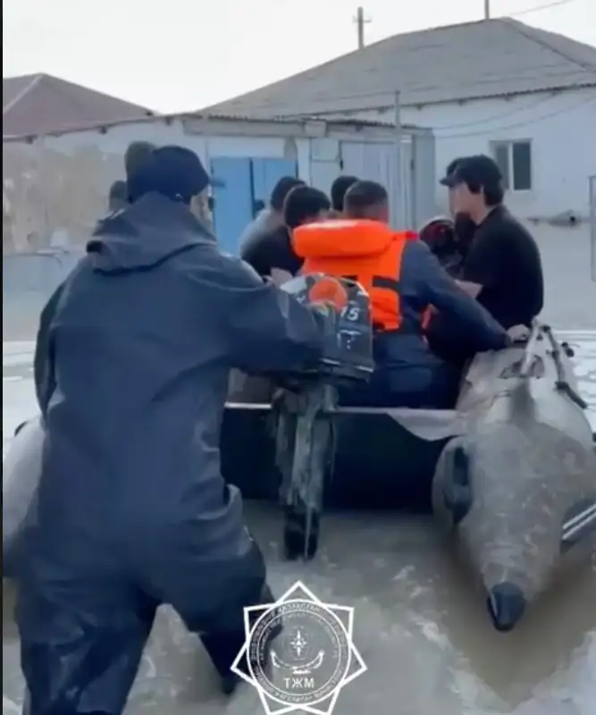 В Кульсары эвакуировали свыше 28 тыс жителей