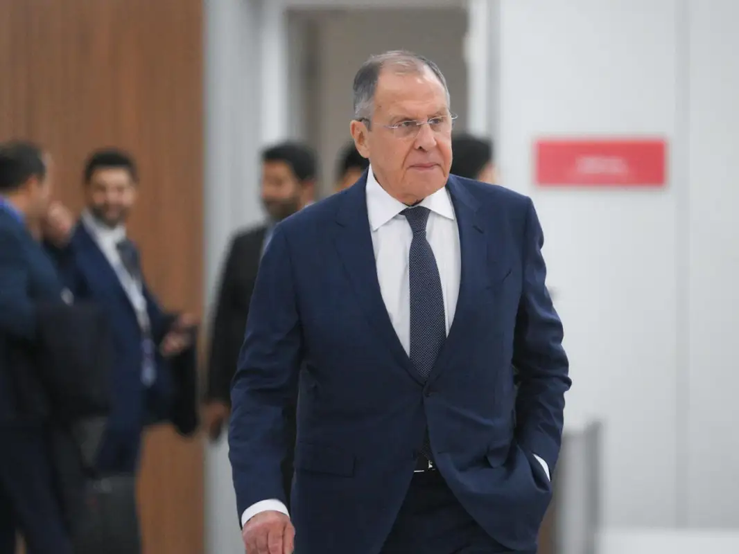 Сергей Лавров прибыл в Астану накануне визита Владимира Путина