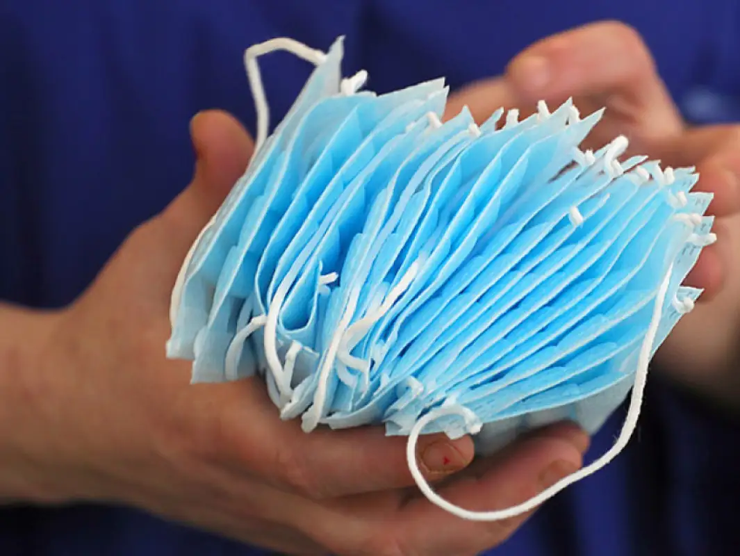 Биртанов: “Мы очень сильно зависим от импорта медицинских масок”