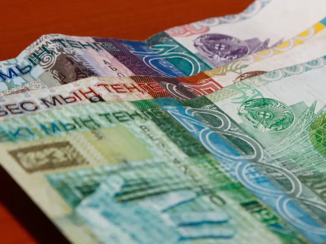 Нацбанк объявил бессрочный обмен купюр 2006 года