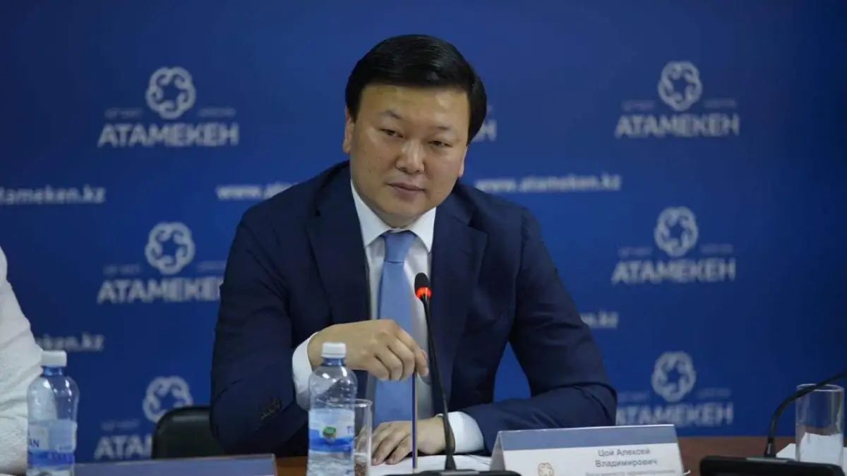 В Минздраве назвали «некоррректными» вопросы о встрече министра Цоя с блогерами в Алматы