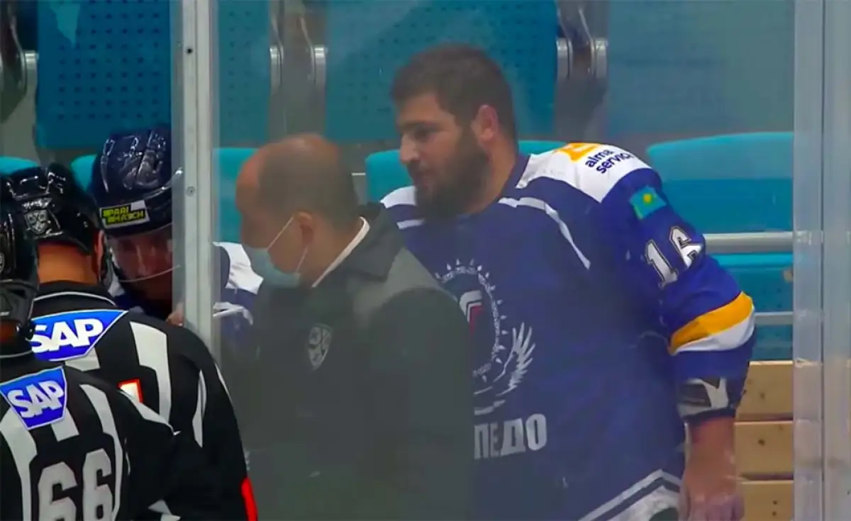 КФХ временно дисквалифицировала Cтаса Петросяна 