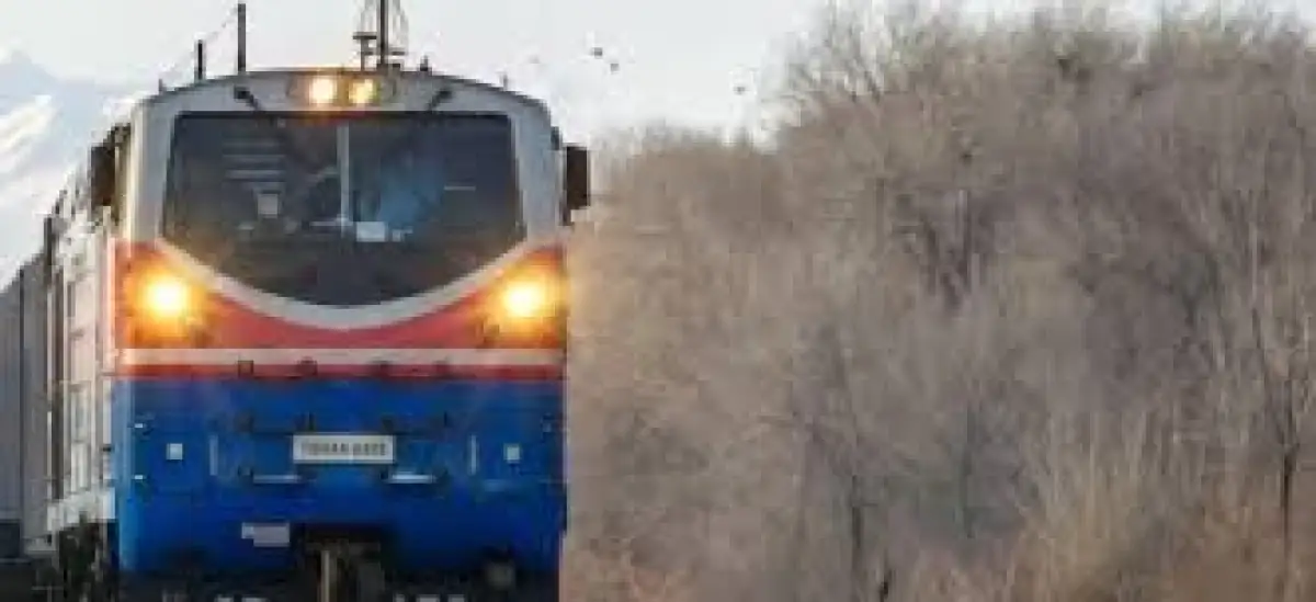 В Костанае потушили загоревшийся тепловоз