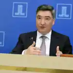 «Неправильно не только с моральной точки» - Олжас Бектенов