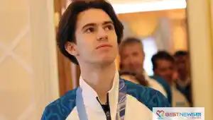 Михаил Шайдоров получил ключи от квартиры в Астане