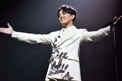 Димашу Кудайбергену - 30 лет!