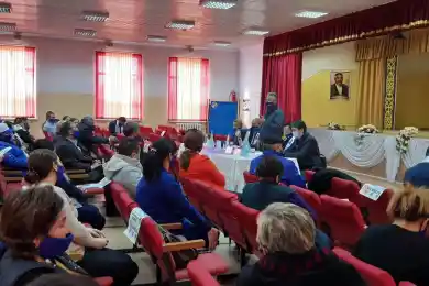 Азат Перуашев провел встречи с избирателями Шымкента