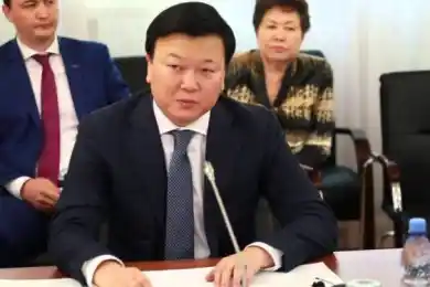 Нигматулин: «Мы пригласим министра Цоя на фракцию «Nur Otan» по вопросам компенсаций медикам»