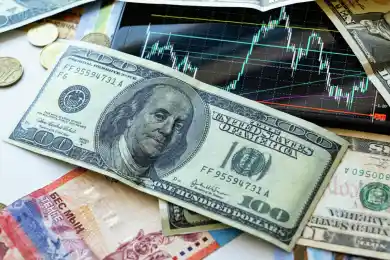 Доллар приблизился к 500 тенге на утренних торгах