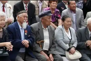 Как пожилым казахстанцам уберечься от коронавируса: советы Минздрава