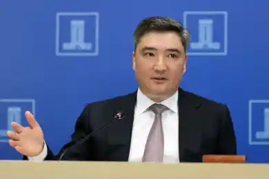 Олжас Бектенов призвал «заканчивать с отчетами и презентациями»