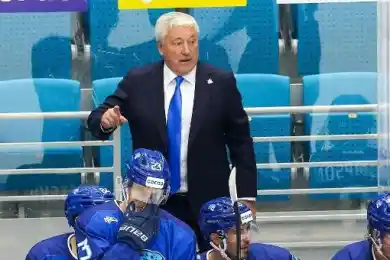 "Нужна замена": Михаил Кравец объяснил нестабильность игроков "Барыса"