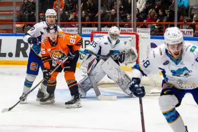 Барыс проиграл в выездном матче 