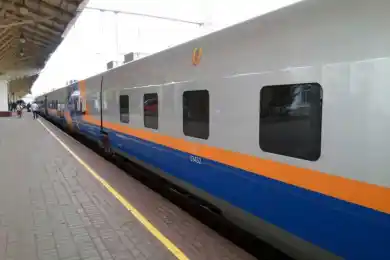 Во время следования поезда «Петропавловск- Алматы» загорелся вагон