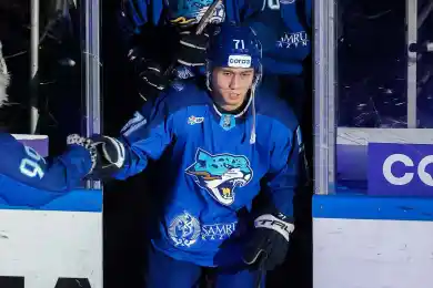 Самат Данияр рассказал о "мужском разговоре" в команде и об эмоциях после рождения дочки