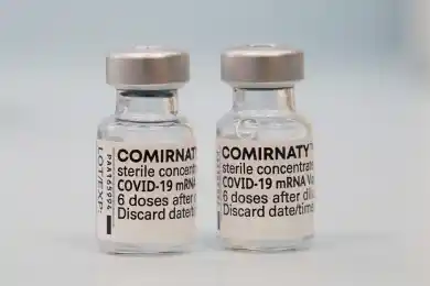 В Казахстан поступило 645 тысяч доз вакцины Comirnaty от Pfizer – Цой