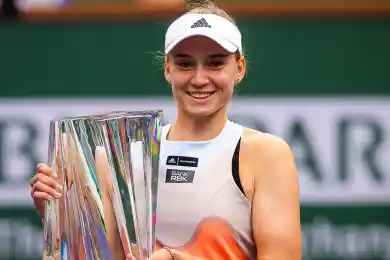Рыбакина заработала $1,2 млн и поднялась в рейтинге WTA