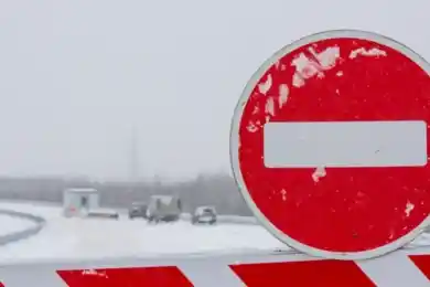 Из Астаны закрыт выезд еще на две автодороги