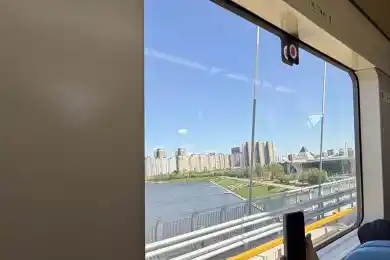 В вагонах LRT будут дежурить специальные сотрудники