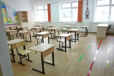 Вернуться на трибуны, отмена ограничений для ТРЦ и школьников: что изменится с 1 марта