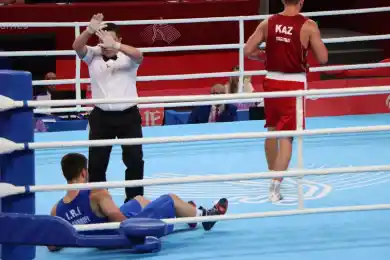 Как Тогамбай нокаутировал Шарифи 