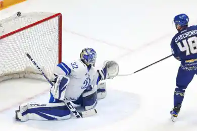 КХЛ оштрафовала капитана «Барыса»