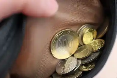 Депутат: “Кредит доверия к экономической политике казахстанцев на грани исчерпания”