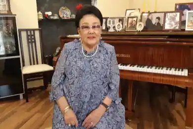 «Нахамили Бибигуль Тулегеновой»: в «Эйр Астана» проведут новую проверку инцидента