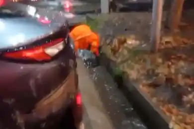 Алматы накрыл дождь, в акимате заявили об отсутствии подтоплений